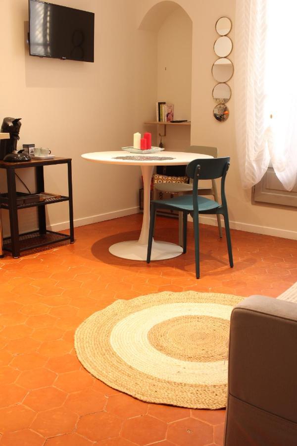 Appartement Chez Marie Louise à Pézenas Extérieur photo